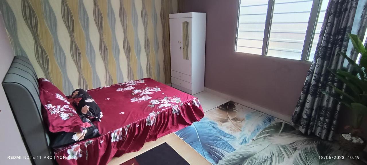 Homestay Rezeki باتو جاجاه المظهر الخارجي الصورة